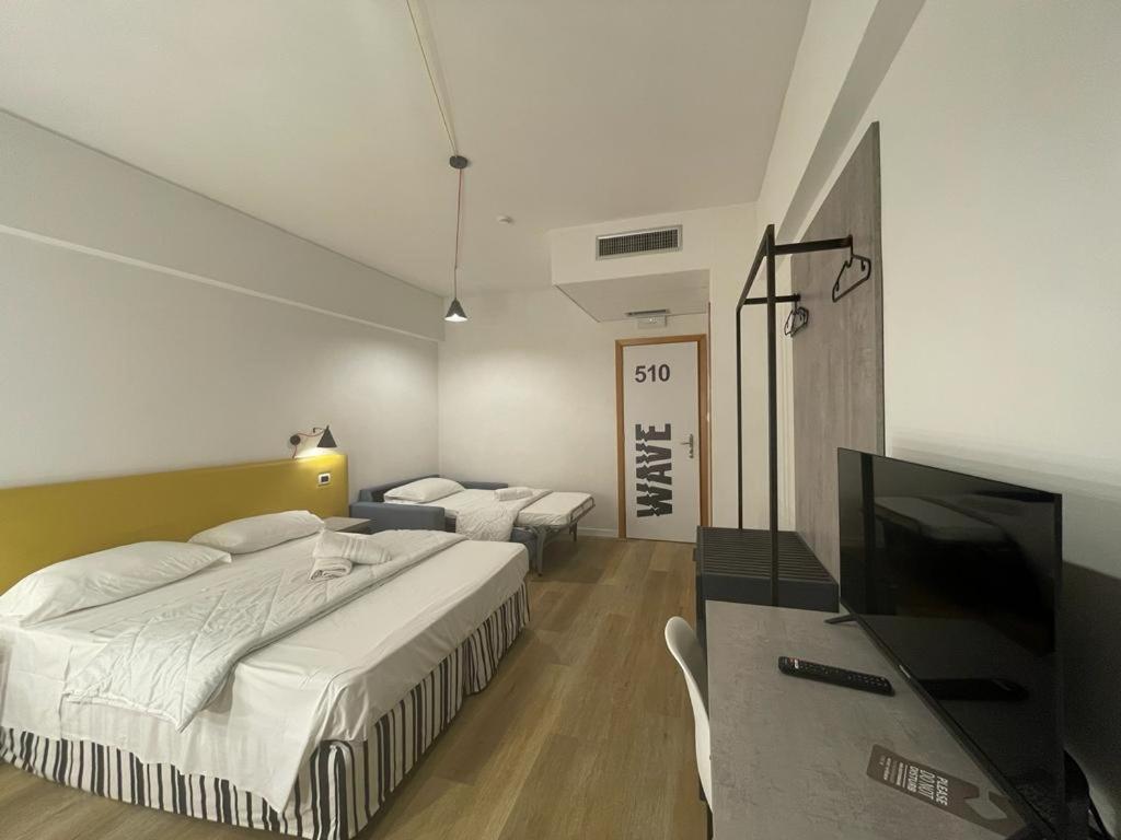 Wave Hotel 4*