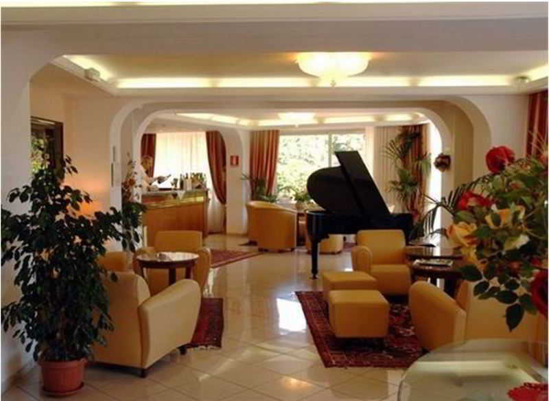 Wave Hotel 4*